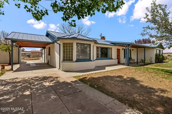 Taylor, AZ 85939,126 E Cattle LN