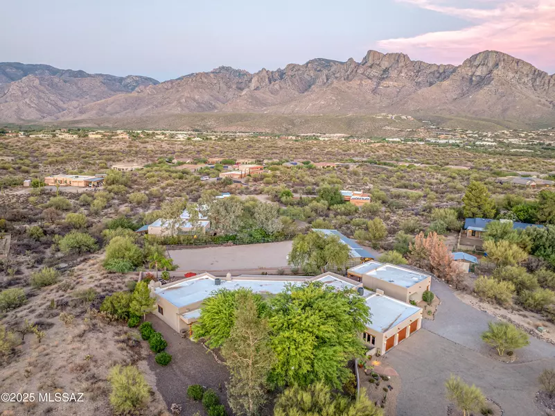 11484 N 1st AVE, Oro Valley, AZ 85737