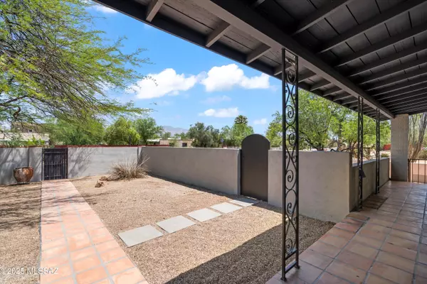 Tucson, AZ 85716,2610 E Elm ST