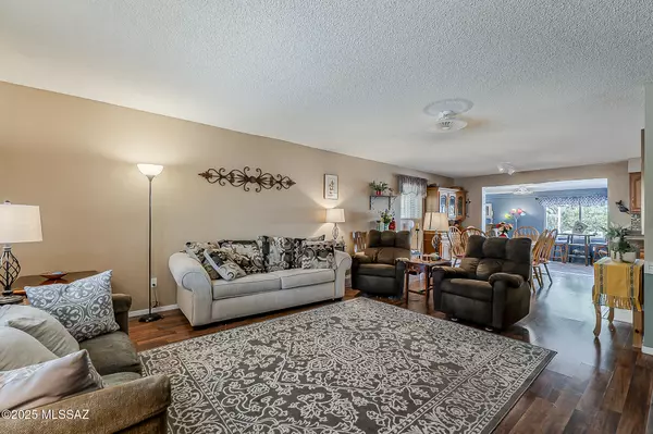 Green Valley, AZ 85614,273 E LA HUERTA