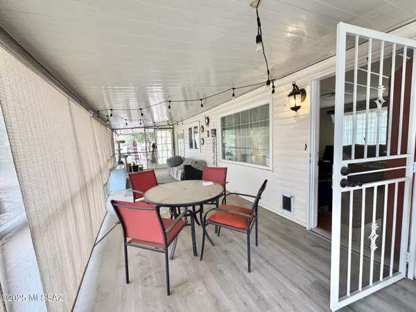 Tucson, AZ 85710,7570 E Speedway BLVD #452