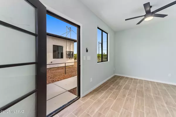 Tucson, AZ 85713,1681 S San Jose DR