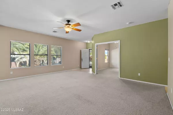 Oro Valley, AZ 85737,1292 W Par Three LN