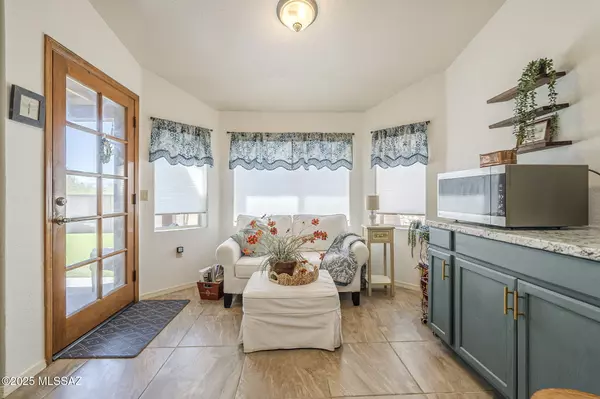 Sahuarita, AZ 85629,1269 W Paseo Famoso