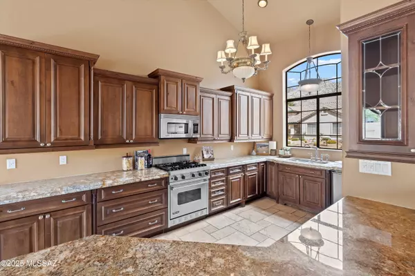 Oro Valley, AZ 85737,1391 E Sonoran Desert DR