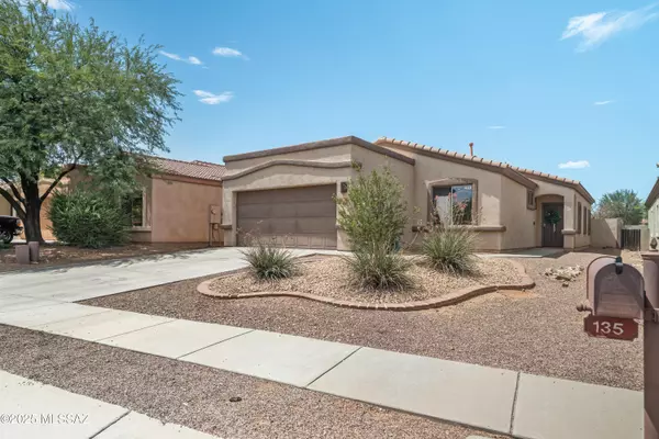 Sahuarita, AZ 85629,135 E Corte Rancho Colina