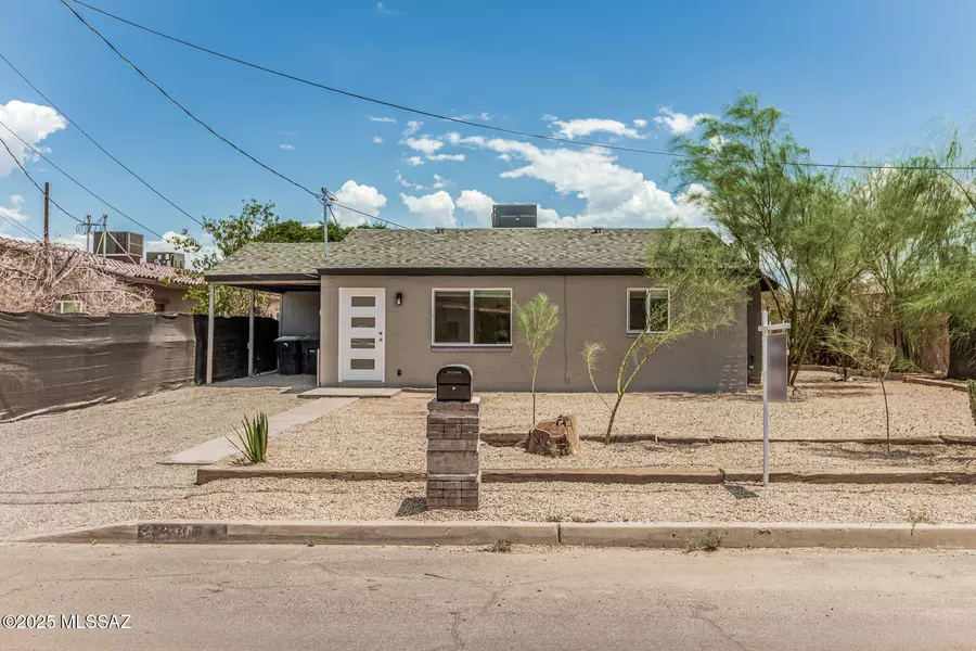 2738 N La Verne AVE, Tucson, AZ 85712