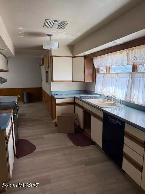 Safford, AZ 85546,202 W Bonita ST