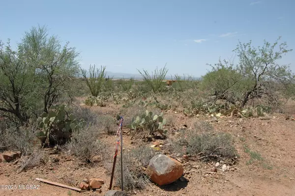 Vail, AZ 85641,884 S Judson AVE #27