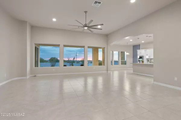 Vail, AZ 85641,1467 N Branding Place PL