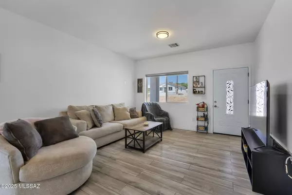 Rio Rico, AZ 85648,1871 Circulo Colombia