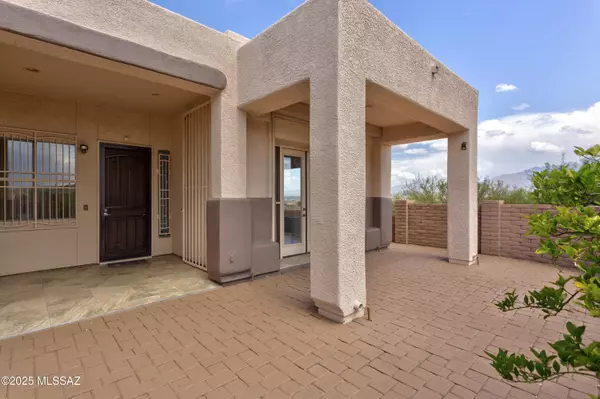 Green Valley, AZ 85622,1970 W Calle Casas Lindas