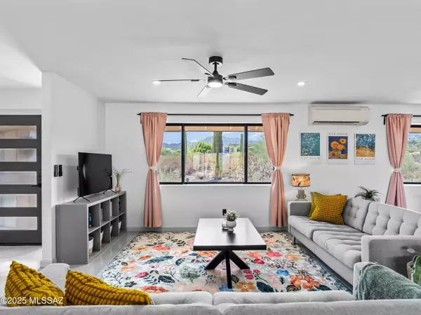 Tucson, AZ 85745,4410 W Ironwood Hill DR