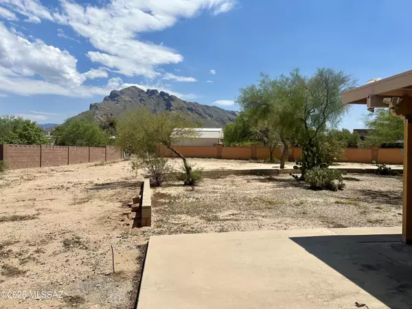 Tucson, AZ 85704,8402 N Northern AVE