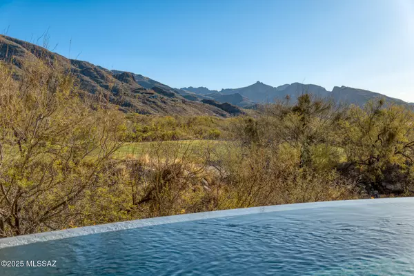 Tucson, AZ 85750,6350 N Whaleback PL