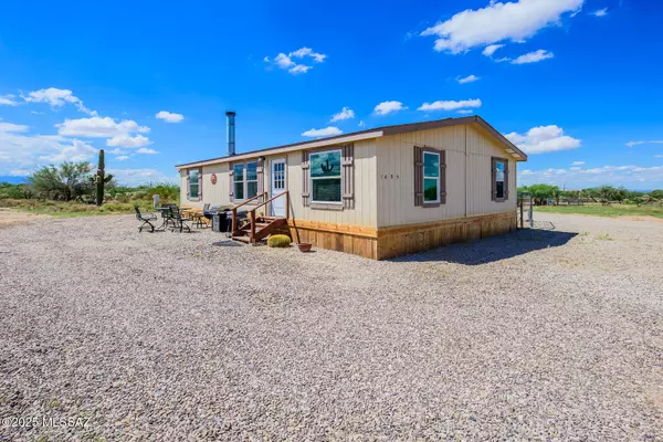 Vail, AZ 85641,1695 W Hillock ST