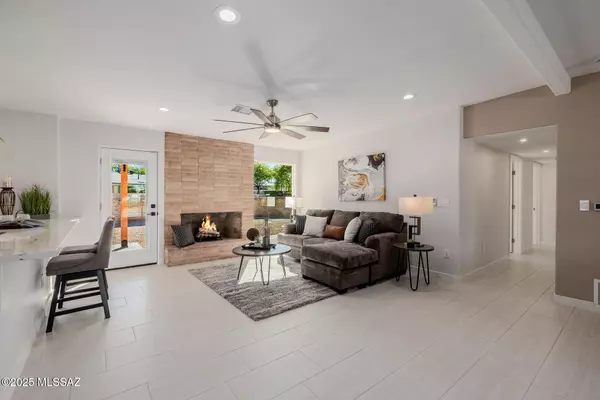 Tucson, AZ 85712,2131 N Frannea DR