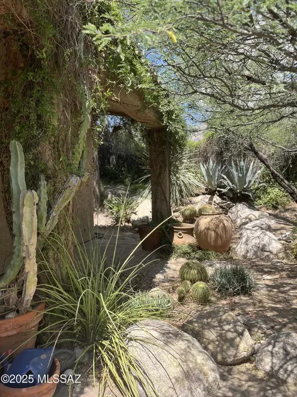 Tucson, AZ 85750,6076 N Coatimundi DR