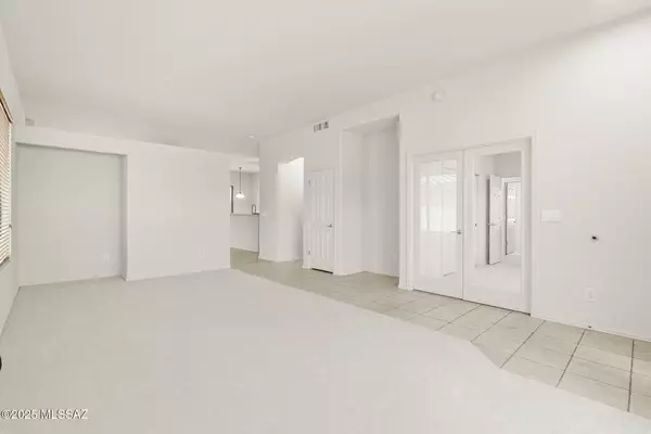 Oro Valley, AZ 85755,13847 N Bushwacker PL