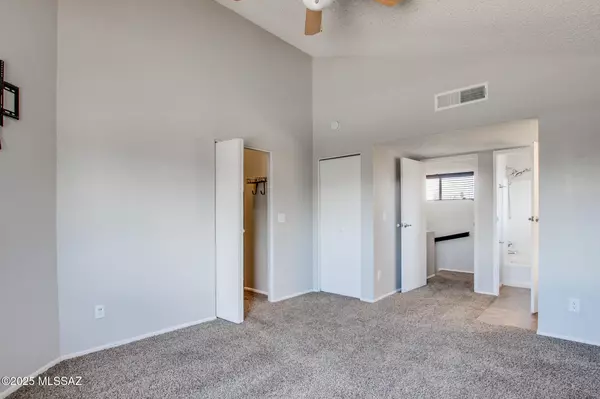 Tucson, AZ 85742,9266 N Hampshire DR