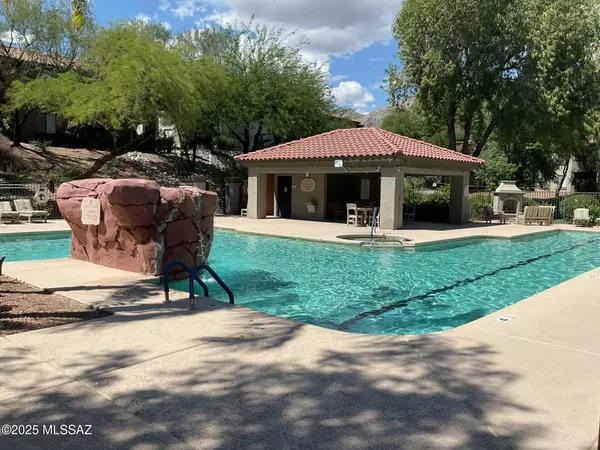 Tucson, AZ 85718,5751 N Kolb RD #42203