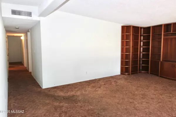 Tucson, AZ 85710,2340 S Calle Cordova