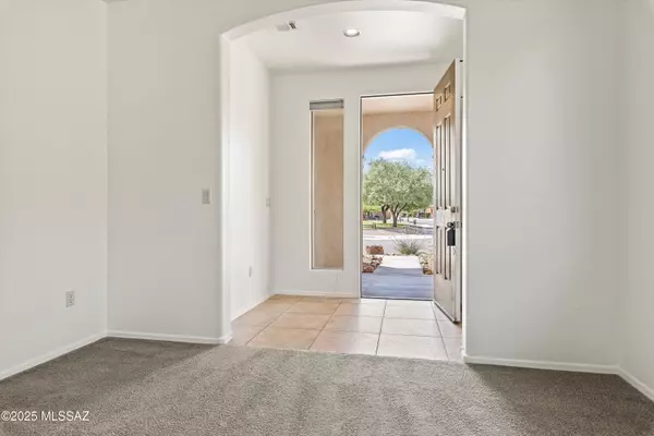 Tucson, AZ 85704,5100 N River Fringe DR