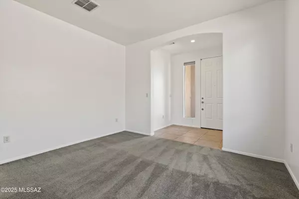 Tucson, AZ 85704,5100 N River Fringe DR