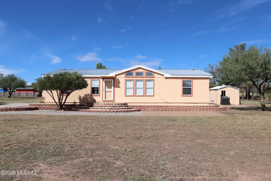 30 Sunset LN, Elgin, AZ 85611