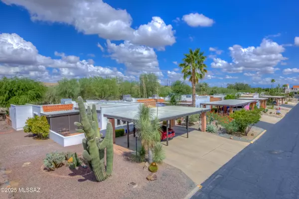 Green Valley, AZ 85614,401 N Calle Del Diablo