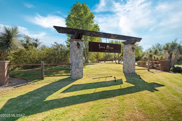 Sahuarita, AZ 85629,2535 E Reata Ridge PL #152