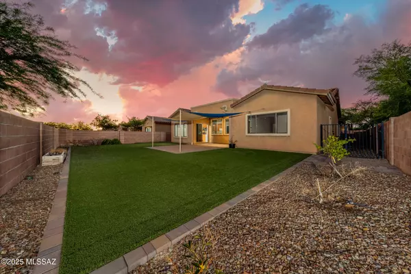 Oro Valley, AZ 85737,1419 W Red Creek DR