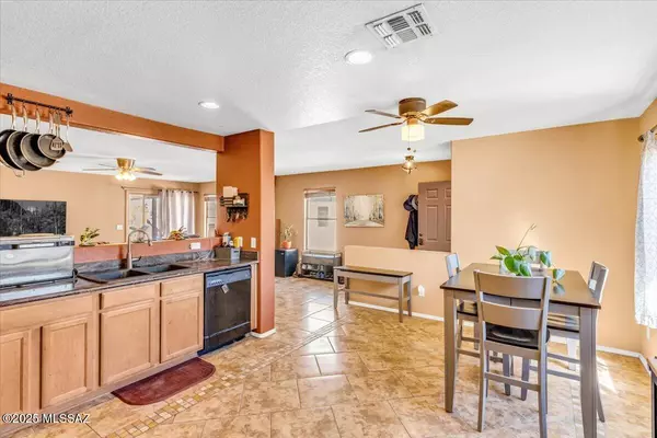 Tucson, AZ 85745,4086 W Rocky Spring DR