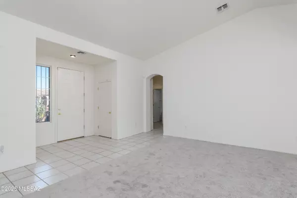 Tucson, AZ 85743,7653 W Starry Night LN