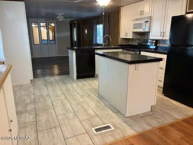 182 N Warren RD, Benson, AZ 85602