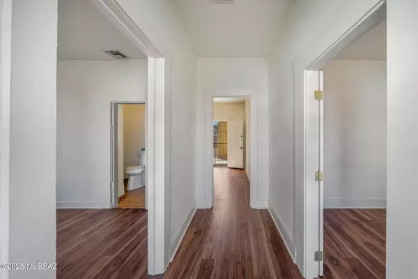 Tucson, AZ 85701,150 W Simpson ST