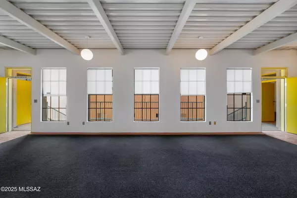 Tucson, AZ 85701,326 S Convent AVE