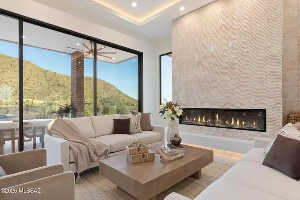 Marana, AZ 85658,5835 W Sunset Gallery PL