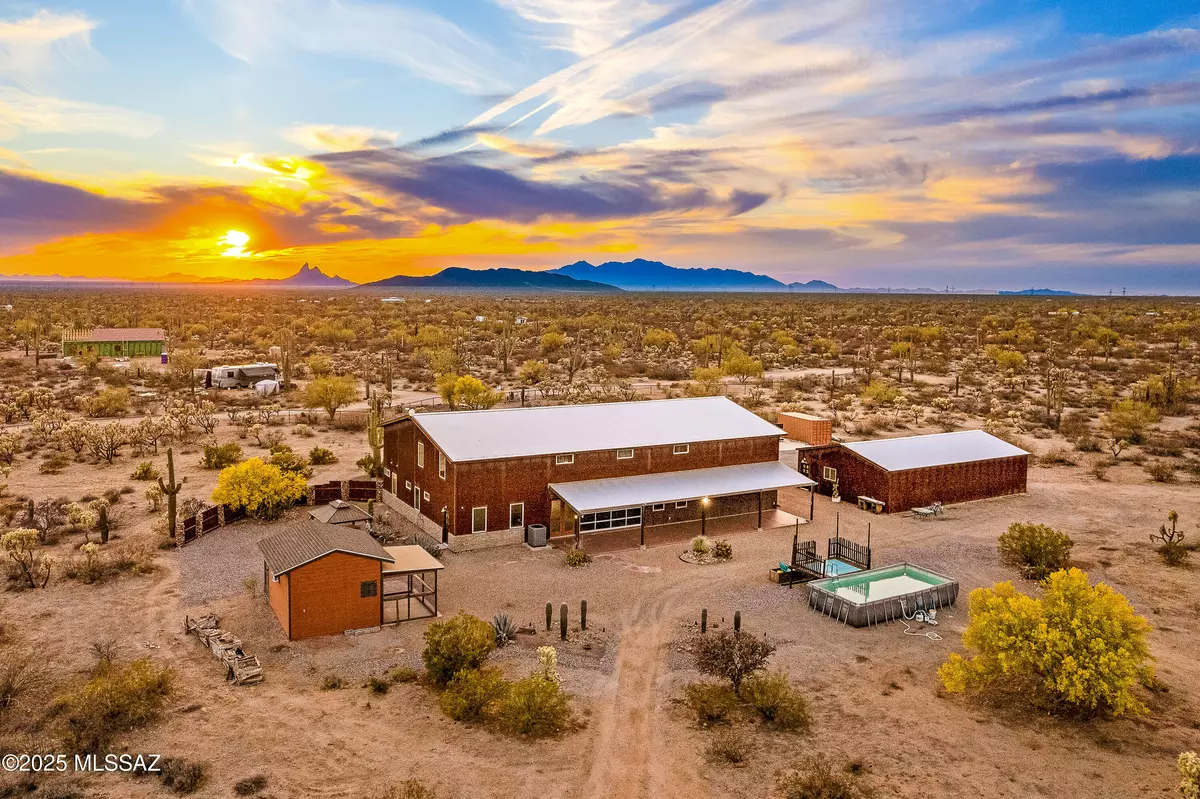 Marana, AZ 85658,33977 S Twin Hawk LN