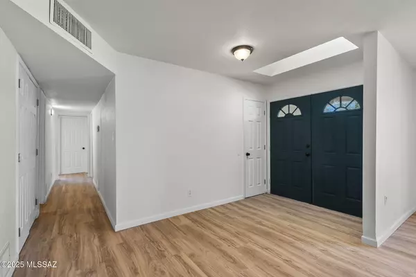 Nogales, AZ 85621,776 N Linda Vista DR