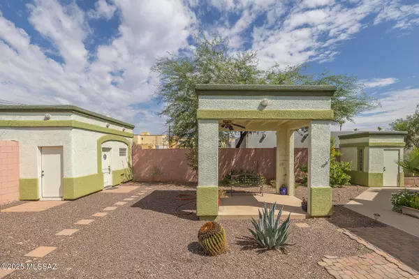 Tucson, AZ 85711,3981 E WHITMAN ST