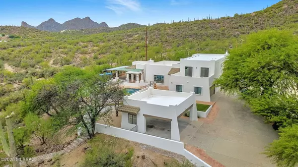 Tucson, AZ 85746,4696 S San Joaquin AVE