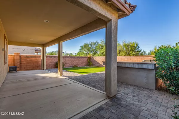 Sahuarita, AZ 85629,976 W Calle Sauce Blanco