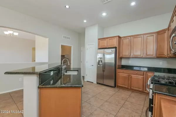 Tucson, AZ 85757,7577 S Granite Hill DR