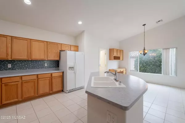 Saddlebrooke, AZ 85739,37972 S Boulder Wind DR