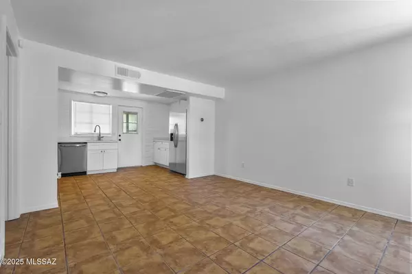 Green Valley, AZ 85614,344 Paseo Pena #B