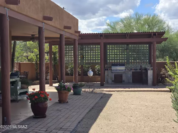 Rio Rico, AZ 85648,520 Camino Hombre De Oro