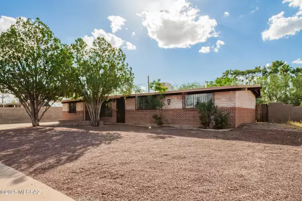 Tucson, AZ 85710,1942 S Avenida Planeta