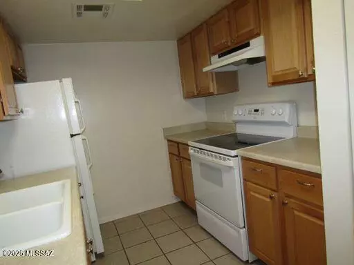 Tucson, AZ 85705,455 W Kelso ST #206