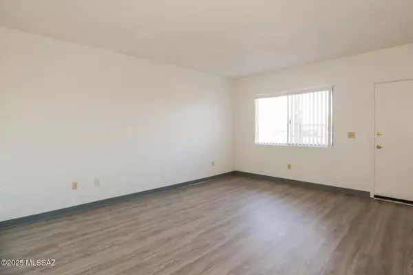 Tucson, AZ 85719,1518 E Hedrick DR #T